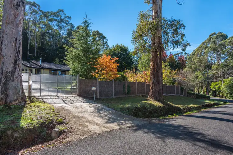 Second view of Homely house listing, 4 Ryans Parade, Mount Macedon VIC 3441
