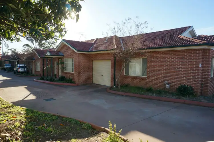 2/5 Rawson Road, South Wentworthville NSW 2145