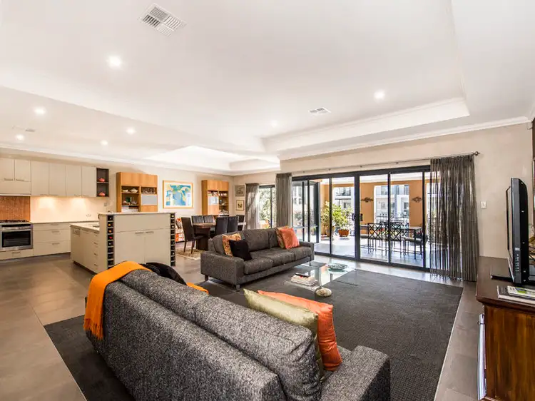 Seventh view of Homely house listing, 14 Torcello Mews, Mandurah WA 6210