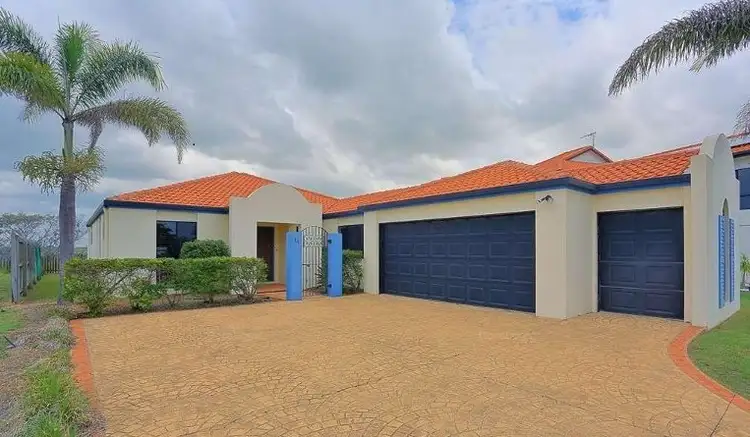14 Chantelle Cct, Coral Cove QLD 4670
