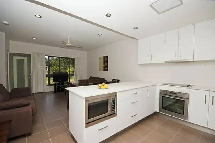 Sixth view of Homely townhouse listing, 6/9 Marine Pde, Arcadia QLD 4819