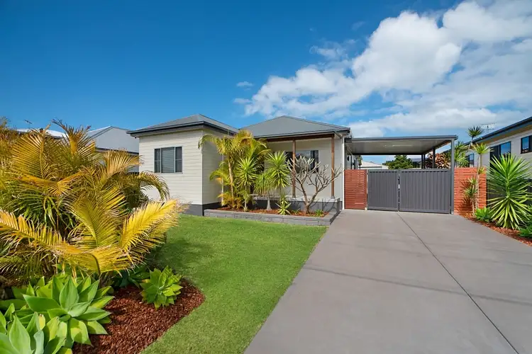 18 Redrose Ave, Belmont NSW 2280
