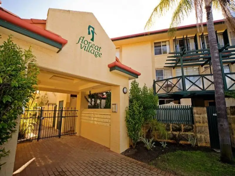 Main view of Homely unit listing, 2T/24 Pearson St, Churchlands WA 6018