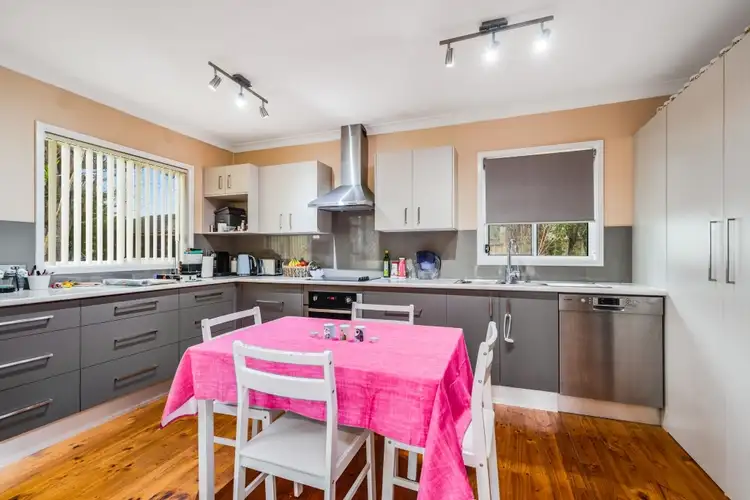 Main view of Homely house listing, 9 Poplar Pl, Gateshead NSW 2290