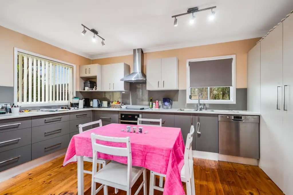 Main view of Homely house listing, 9 Poplar Pl, Gateshead NSW 2290