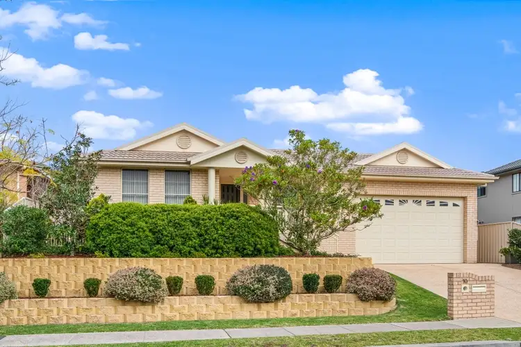 10 Sassafras Cl, Valentine NSW 2280