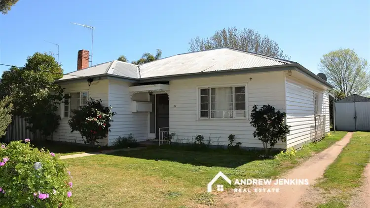17 Lisfarron Ave, Cobram VIC 3644