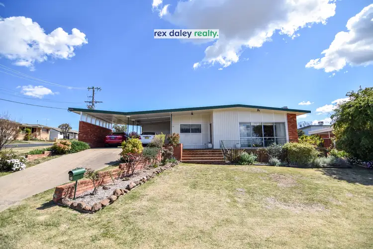 27 Lewin Street, Inverell NSW 2360