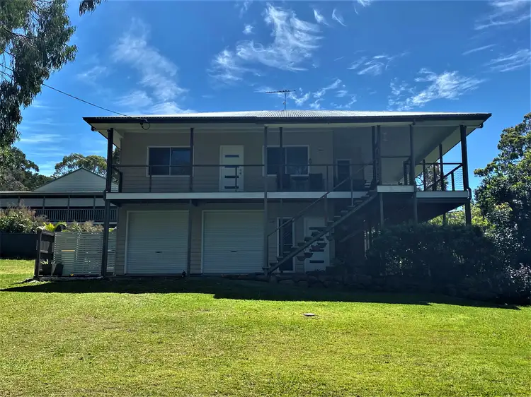 37 Baracoota St, Macleay Island QLD 4184