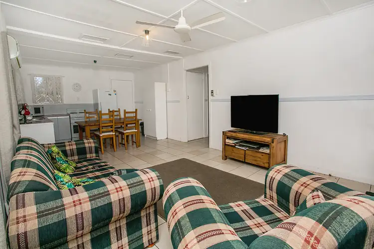 5 Shirley Ave, Mount Isa QLD 4825