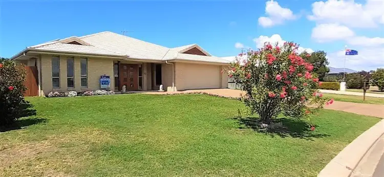14 Sandstone St, Burnett Heads QLD 4670