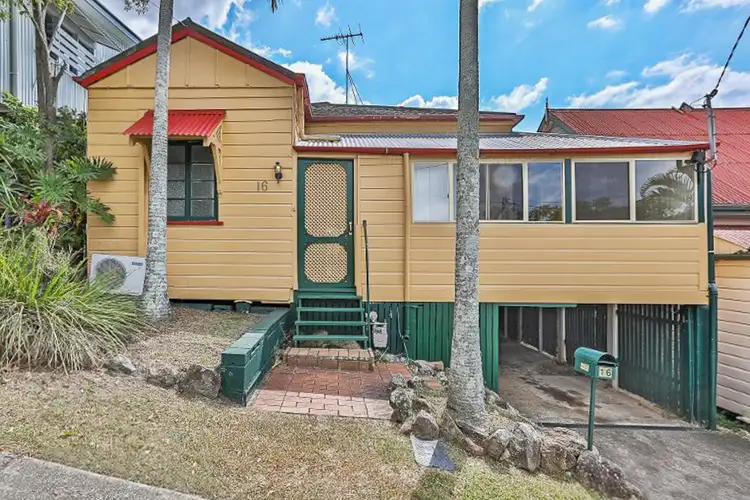 16 Cairns St, Red Hill QLD 4059