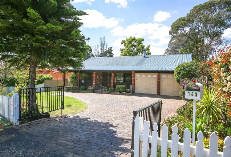 143 Great Southern Rd, Bargo NSW 2574