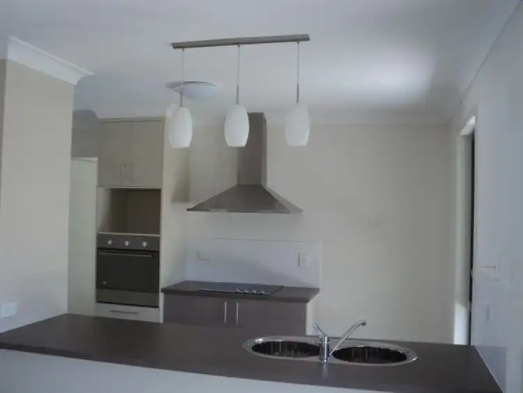 Second view of Homely house listing, 77 Lenthall St, Aldershot QLD 4650