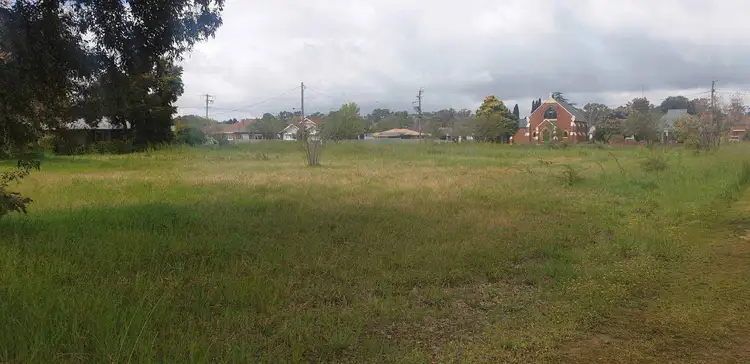 12 Balfour St, Culcairn NSW 2660