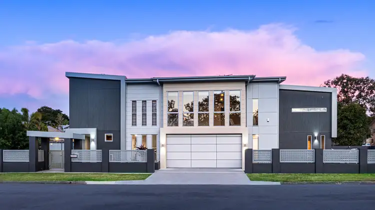 35 Pedley St, Wavell Heights QLD 4012