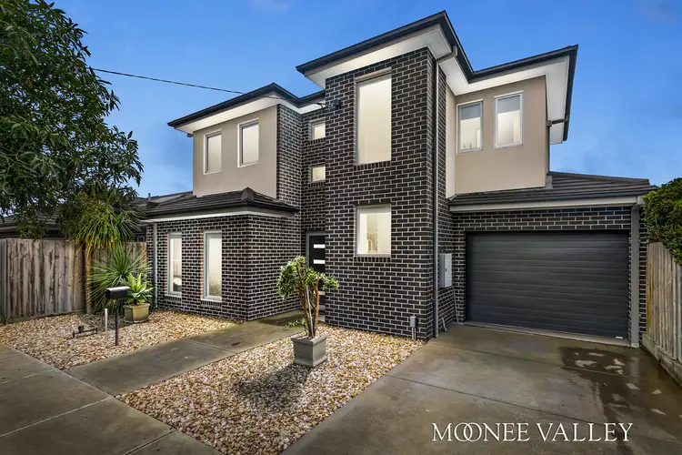 20 Dumas Avenue, Avondale Heights VIC 3034