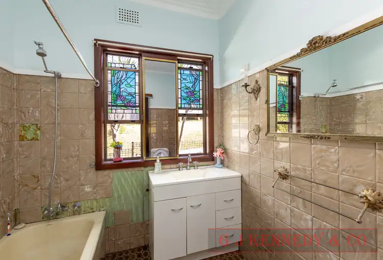 Fourth view of Homely house listing, 19 Frank St, Macksville NSW 2447