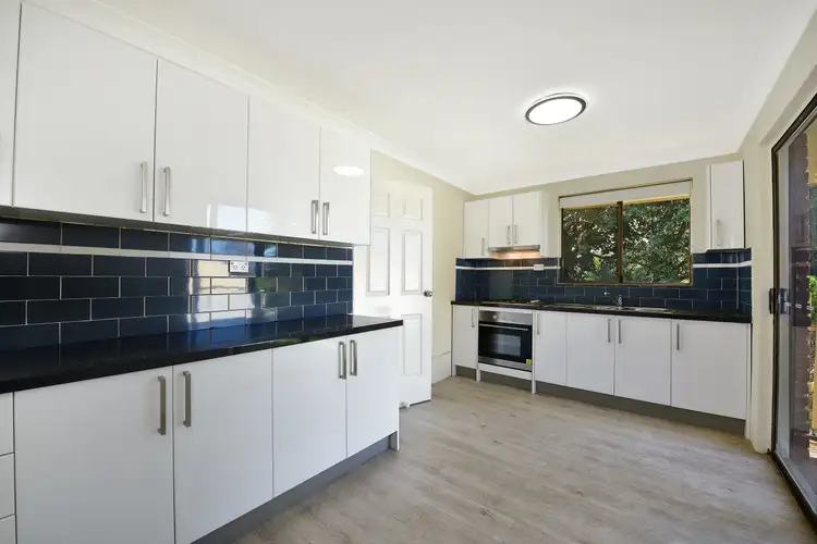 Sixth view of Homely villa listing, 2/37 Paris Parade, Katoomba NSW 2780