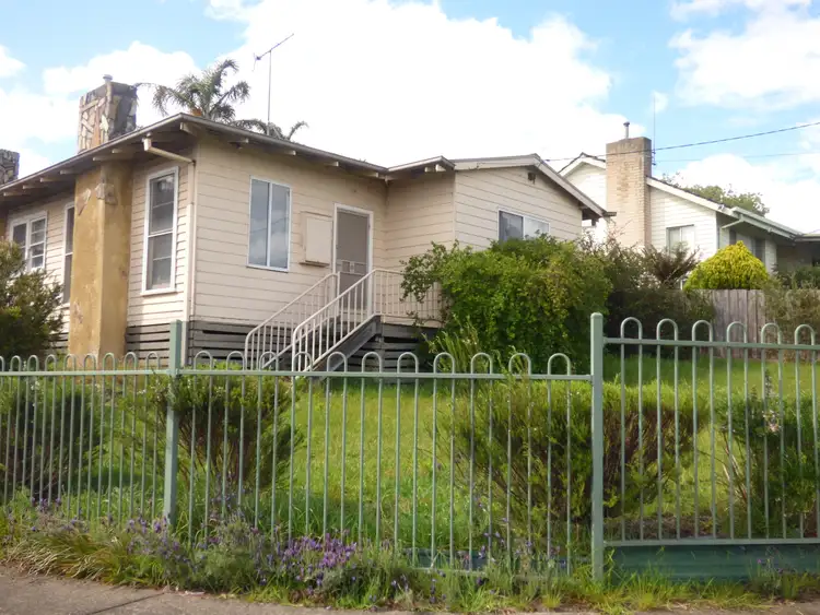 81 Wirraway Street St, Moe VIC 3825