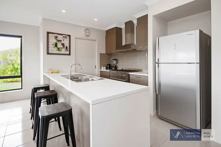 Fifth view of Homely house listing, 8 Whipbird St, Bairnsdale VIC 3875