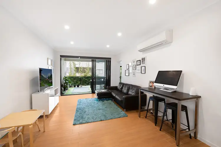 Third view of Homely apartment listing, Unit 4/96 Dobson St, Ascot QLD 4007