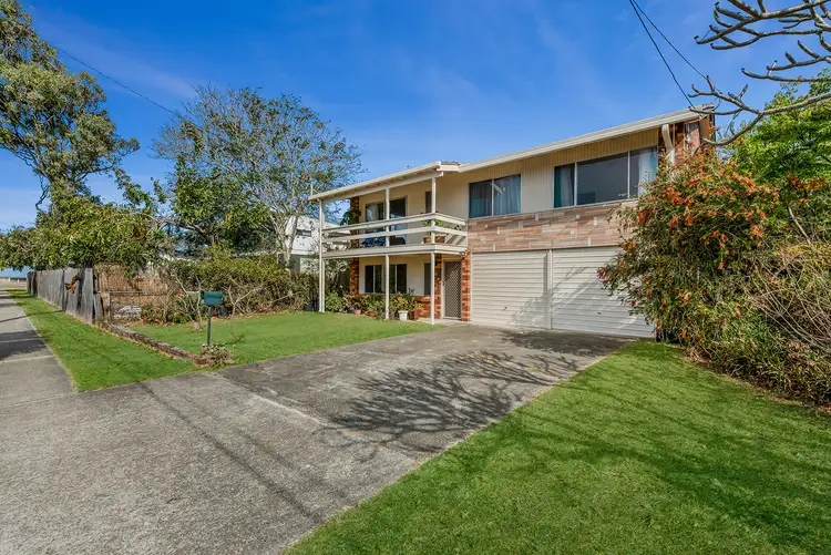 29 Fifteenth Ave, Brighton QLD 4017