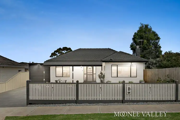 55 Hanley Street, Avondale Heights VIC 3034