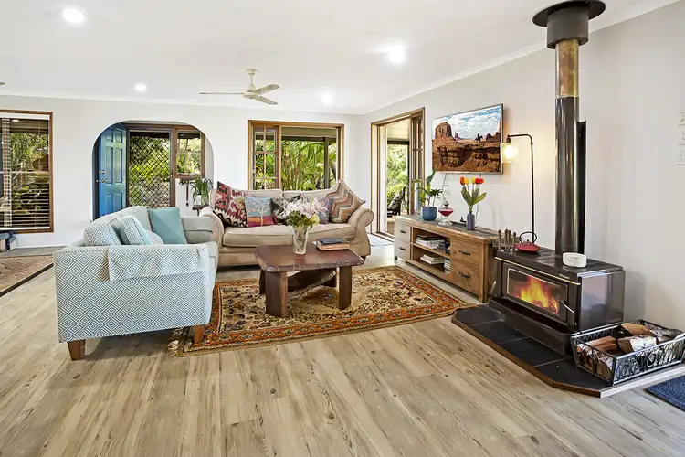 102 Burgum Rd, North Maleny QLD 4552