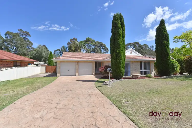 54 Flamingo Dr, Cameron Park NSW 2285