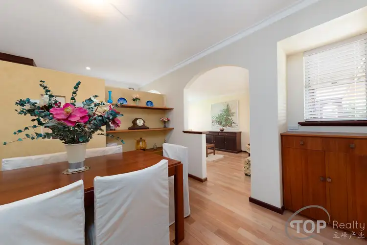 Fifth view of Homely house listing, 6 Balboa Row, Willetton WA 6155