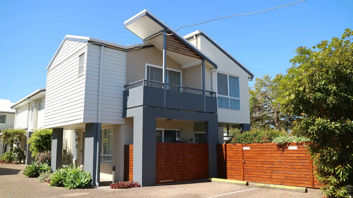 Main view of Homely townhouse listing, Unit 3/21-23 Thompson Cres, Clontarf QLD 4019