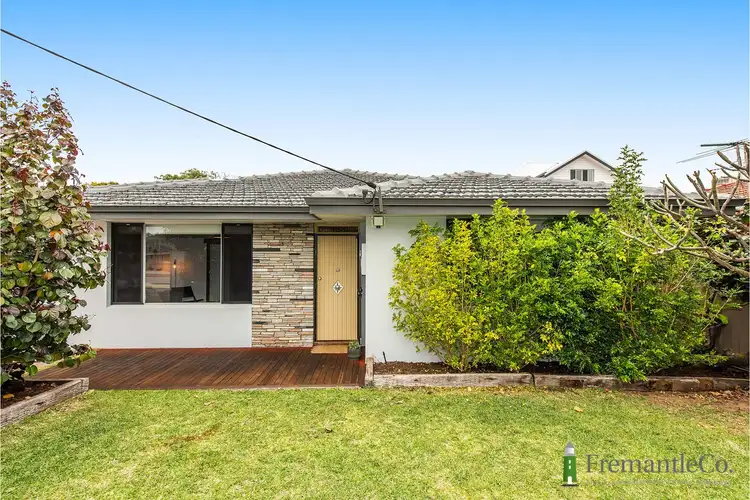 77 Forrest Rd, Hamilton Hill WA 6163