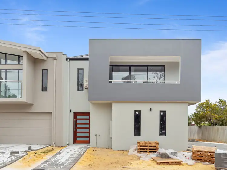 105A Oxley Ave