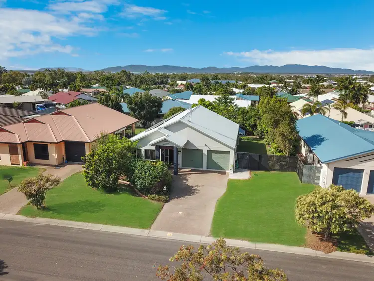 17 Monaro Cct, Mount Louisa QLD 4814