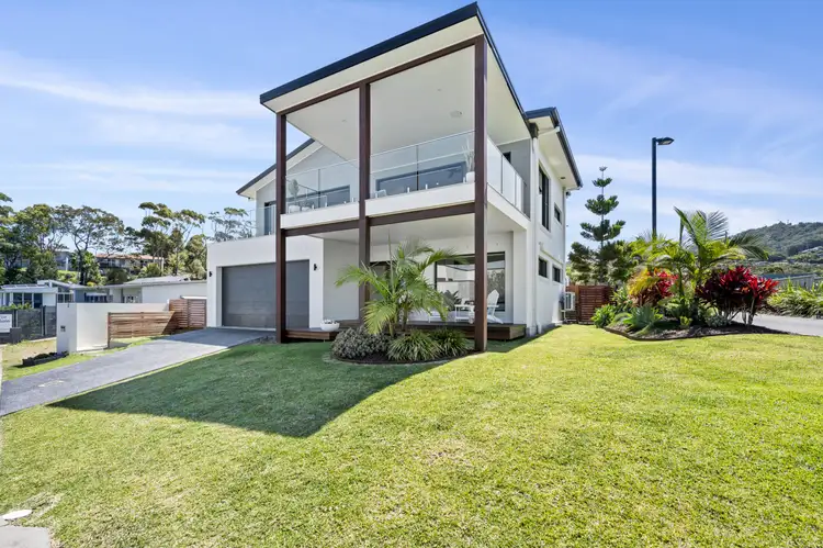 Fifth view of Homely house listing, 2 Pelican Cl, Sapphire Beach NSW 2450