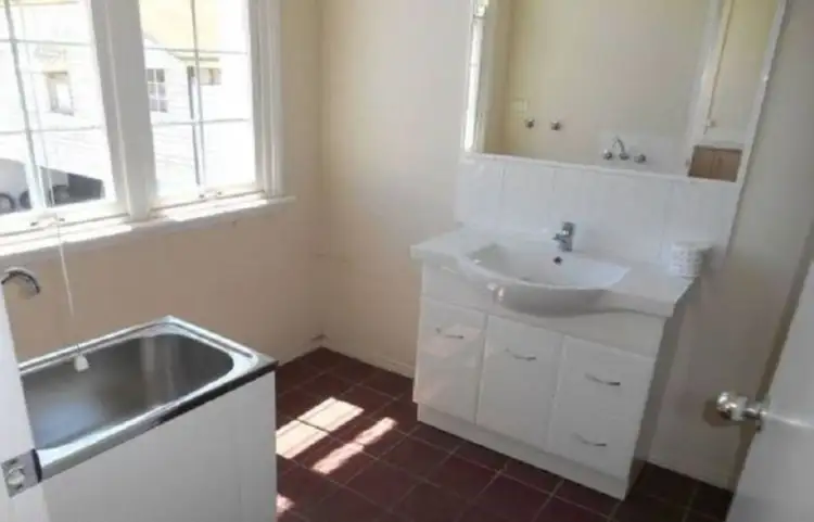 Fifth view of Homely unit listing, 271 Kent St, Maryborough QLD 4650