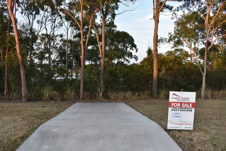 352 Torquay Tce, Torquay QLD 4655
