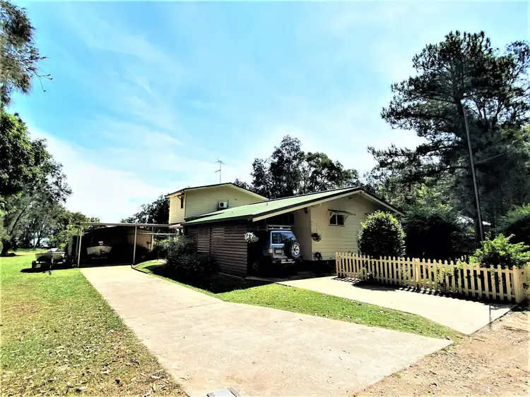 42 Western Rd, Macleay Island QLD 4184