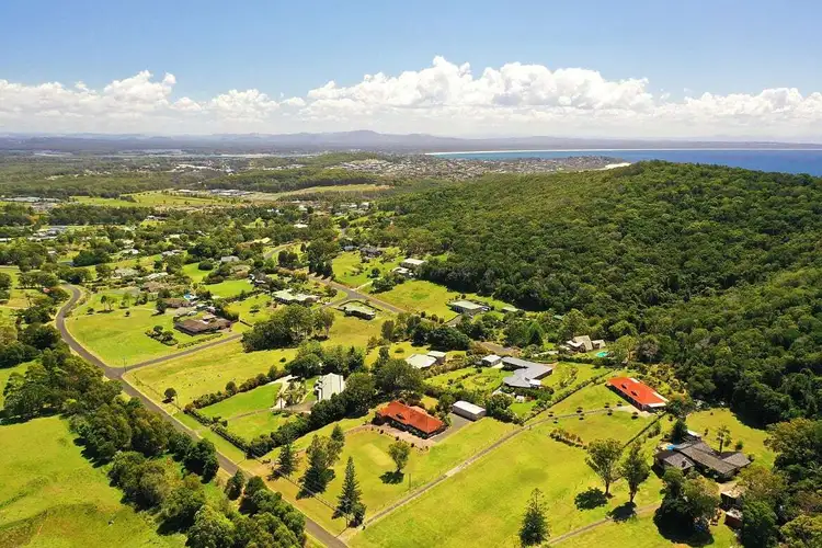 225 Cape Hawke Dr, Forster NSW 2428