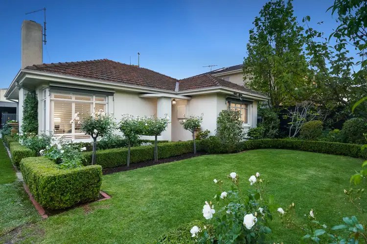 8 Wrixon Ave, Brighton East VIC 3187