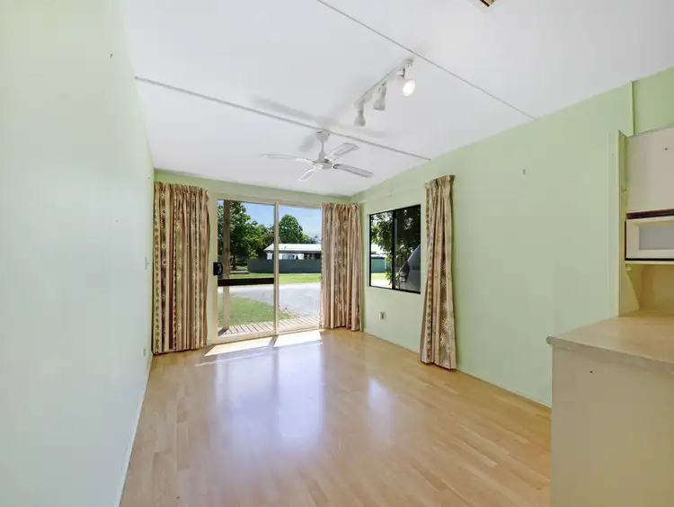 Third view of Homely unit listing, 52/5189 Riverina Highway, Howlong NSW 2643