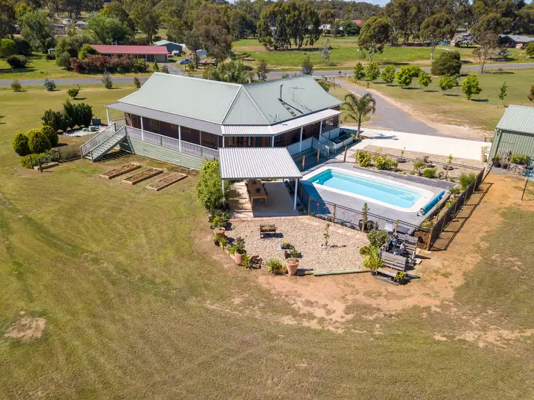 Second view of Homely house listing, 18 Sheridan Ct, Rutherglen VIC 3685