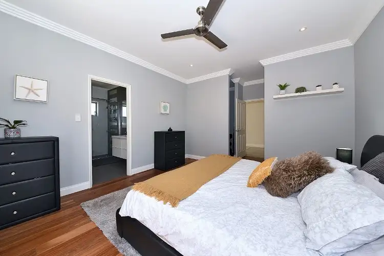 Seventh view of Homely house listing, 5 Calita Pass, Carramar WA 6031