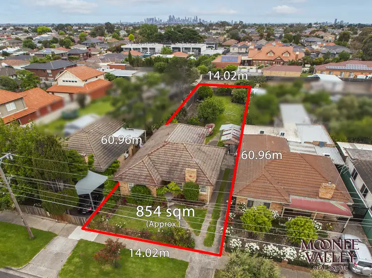 81 Kent Road, Pascoe Vale VIC 3044