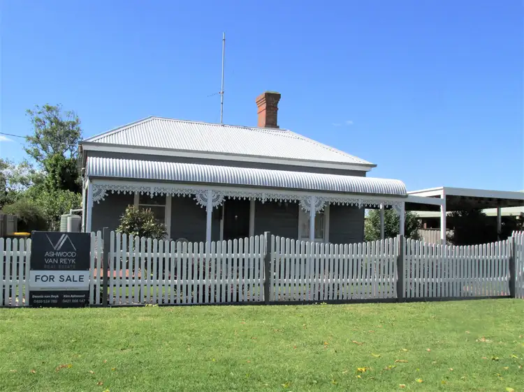 Main view of Homely house listing, 16 Magnolia Dr, Bairnsdale VIC 3875