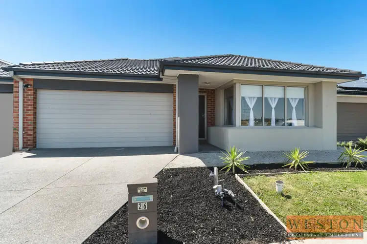 26 Ravenhurst Cct, Cranbourne North VIC 3977