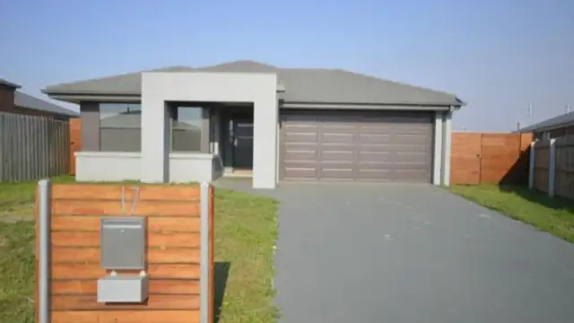 Main view of Homely house listing, 17 Rostrevor Cl, Traralgon VIC 3844