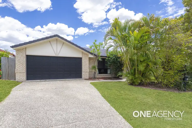 1 Merganser Pl, Forest Lake QLD 4078