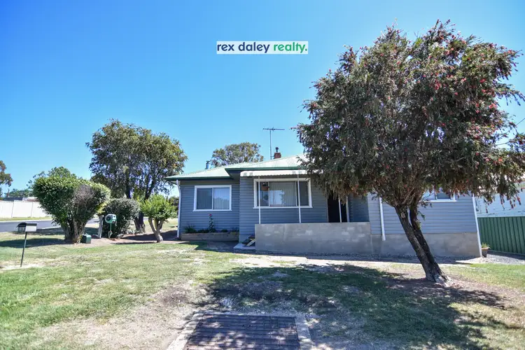 93 Urabatta Street, Inverell NSW 2360